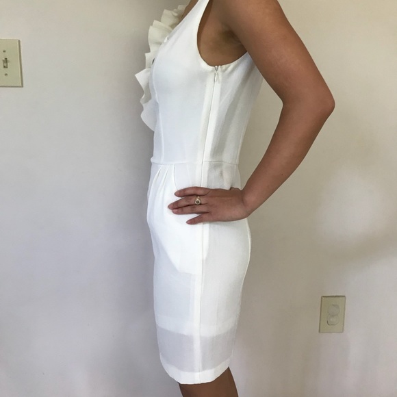 White dress with flower on shoulder - Picture 4 of 4